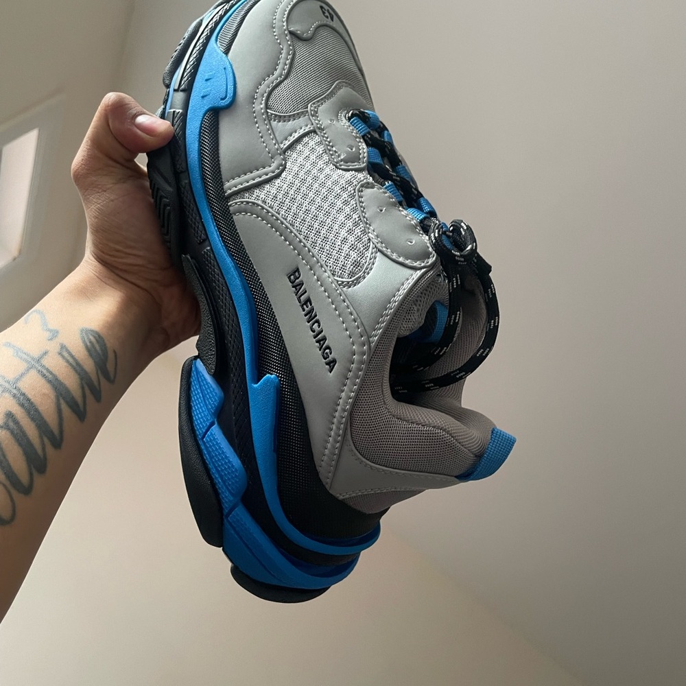 Balenciaga Gray and Blue Chunky Sneakers - Picture 5 of 6